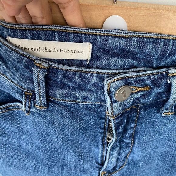 Anthropologie Pilcro And The Letterpress High Rise Frayed Raw Hem Crop Jeans - Picture 3 of 7